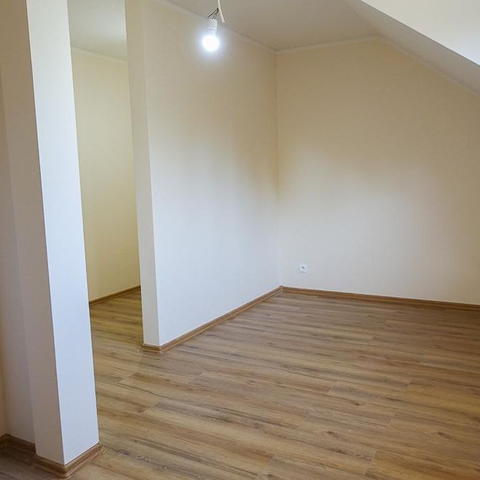 DOM na WYNAJEM - Zdjęcie 1