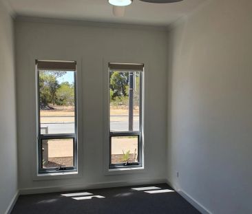 Near new Home in Eyre for Rent - Photo 6