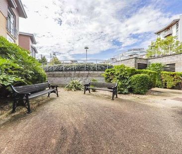 Kelvin Gate, Bracknell, Berkshire, RG12 - Photo 1