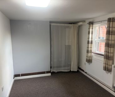 1 Bed Flat, Halton, LS15 - Photo 4