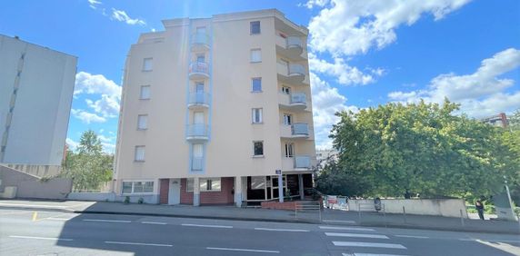 Location Appartement 1 pièce 20m² CLERMONT FERRAND 63000 - Photo 2