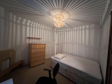 3 Bed Flat, Margery Street, WC1X - Photo 4