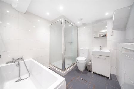 Killyon Road, London, SW8 ground floor flat to rent - Photo 2