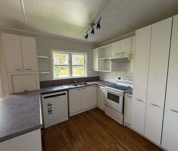 136 Broderick Street, Johnsonville - Photo 5