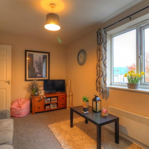 Masons Road, Stratford-Upon-Avon - Photo 1