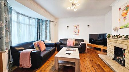 Marlborough Road, Ashford, Surrey, TW15 3QA - Photo 4