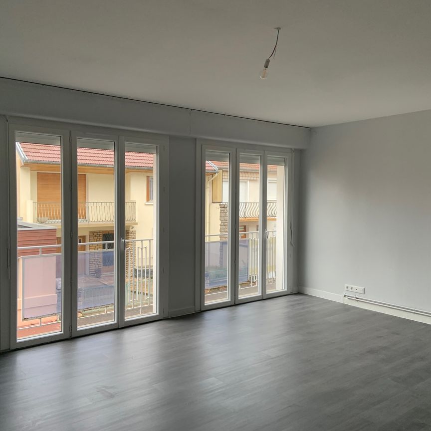 Location Appartement 3 pièces 78m² VICHY 03200 - Photo 1