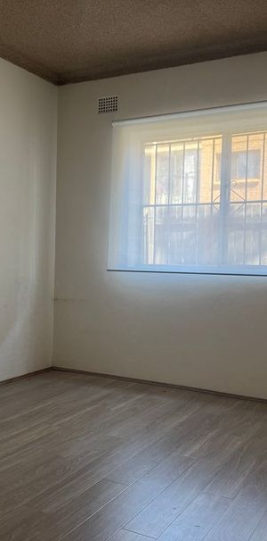 Rare Ground-Floor Unit Located in Cabramatta! - Photo 1