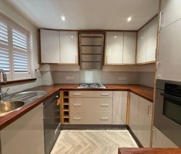2 bedroom terraced house to rent - Photo 1