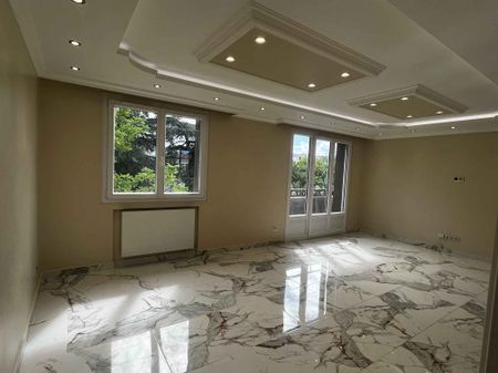4 pièces - 61,54 m² - 2ème étage - Colocation autorisée - Photo 2