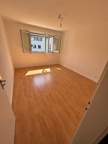 Rent a 3 rooms apartment in Kempten-Wetzikon - Photo 4