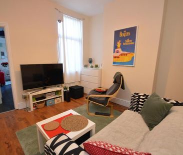 2 bedroom terraced house to rent - Photo 1
