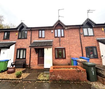 3 bedroom mews to rent - Photo 1