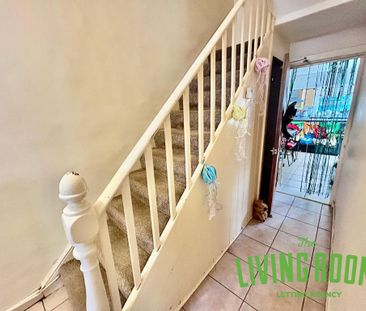 5 bedroom house to rent - Photo 2