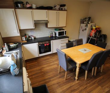 Stanmore Road, Burley, LS4 2RU, Leeds - Photo 5