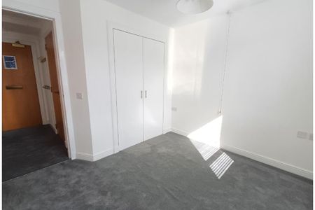 2 bed flat for rent in Roseburn - Photo 5