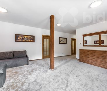Pronájem bytu 3+1 90 m², Perštejn - Photo 2