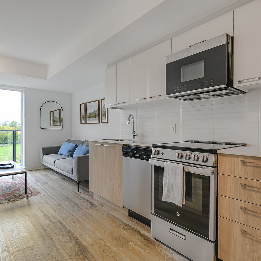 Premium Apartment Rentals - Photo 1