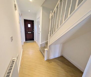 Town house to rent on - Photo 2