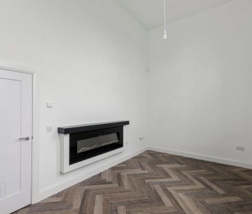 The Mews, Crosby House, 34 College Green, College Avenue, Bangor, B... - Photo 1