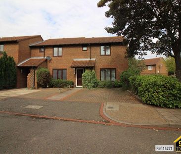 2 bed End of Terrace in Sparrow Close , Hampton, TW12 3UZ - Photo 6