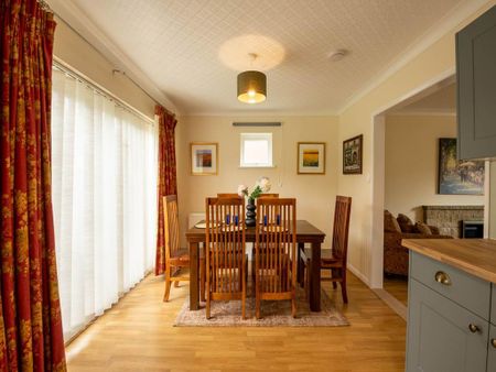 5 bedroom house to rent - Photo 3