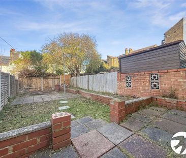 2 bedroom terraced house to rent - Photo 2