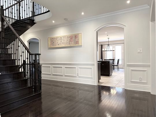 For Lease - 15 Roderick Court, Richmond Hill, Ontario - Photo 1
