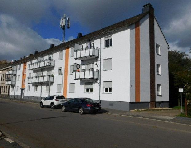 Top renoviert und bezugsfertig... Erdgeschosswohnung in zentraler Lage!!! - Photo 1