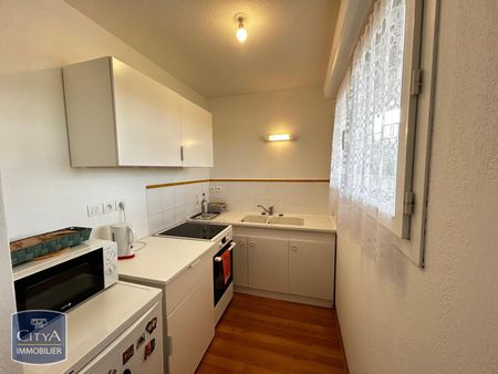 Location Appartement 2 pièces 48m² ST PIERRE DU MONT 40280 - Photo 4