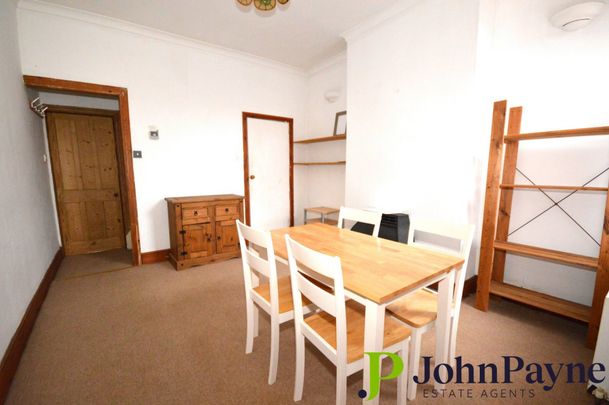 Newcombe Road, Earlsdon, Coventry, West Midlands, CV5 6NL - Photo 1