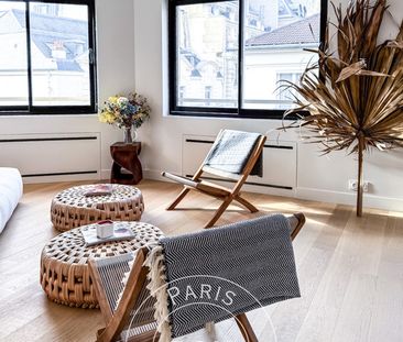 Rue de l'Université, - Photo 1