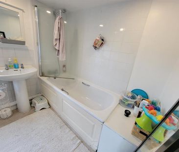 2 bedroom cottage to rent - Photo 1