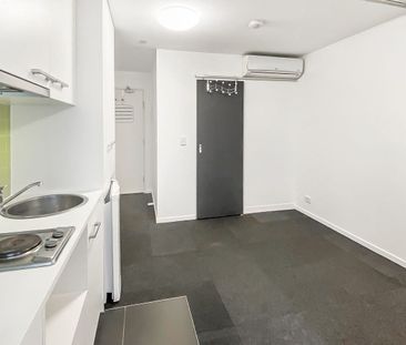 208/188 Peel Street, North Melbourne VIC 3051 - Photo 2