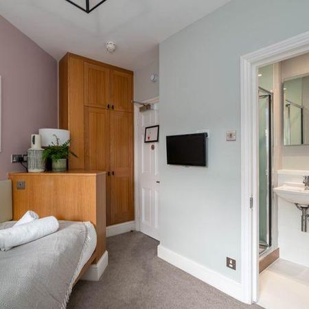 1 bedroom serviced apartment to rent - Photo 3