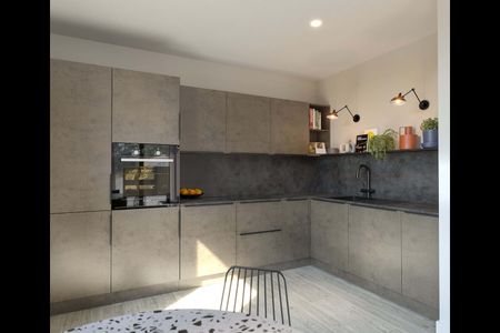 1 Bed Flat, Berkley Square, M5 - Photo 3