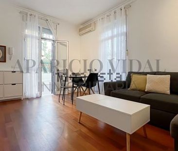 Alquiler de piso en Calle Venezuela - Photo 2