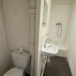 Location Appartement 1 pièce 26m² MARSEILLE 5ème - Photo 3