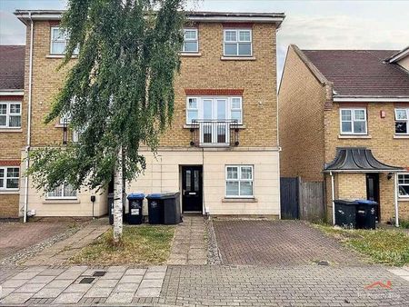 De Havilland Road, Edgware, HA8 - Photo 3
