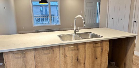 4 1/2 neuf à louer - Photo 2