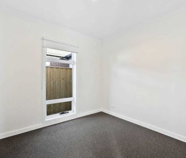 Modern Family Living in the Heart of Mambourin!! - Photo 3