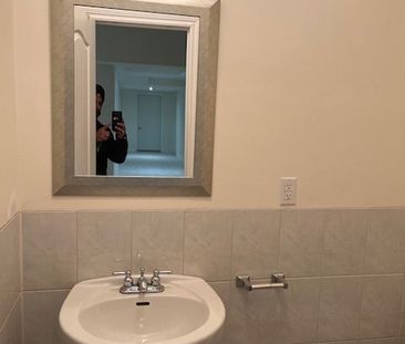 For Lease - 8 Estateview Circle Unit# Basement, Brampton, Ontario - Photo 3