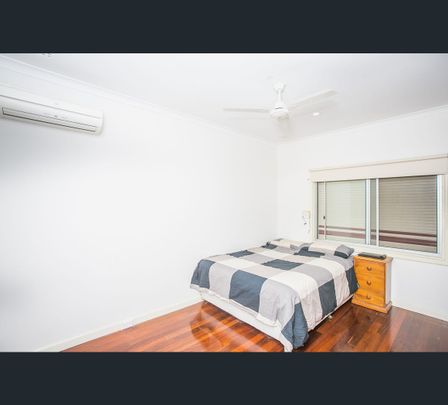 6 Hartree Close, Willagee, WA 6156 - Photo 1