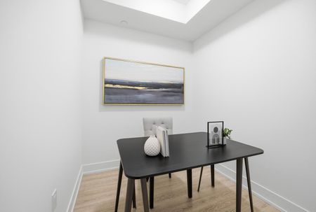 For Lease - 2075 King Road Unit# 435, King, Ontario - Photo 5