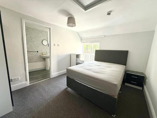 5 bedroom terraced house to rent - Photo 1