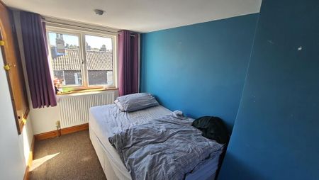 6 bedroom terraced house to rent - Photo 3