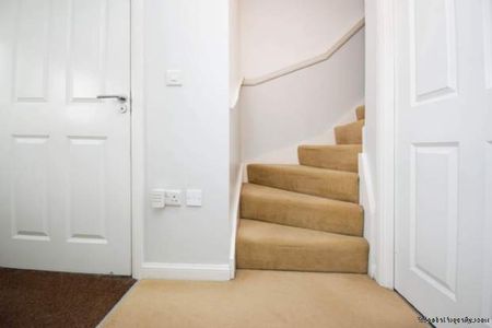 3 bedroom property to rent in Wirral - Photo 4