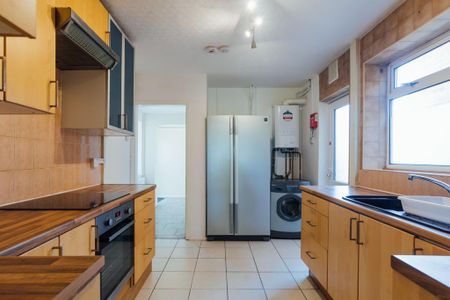 6 bedroom house to rent - Photo 5
