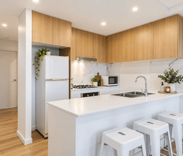 Modern 2 Bedroom Apartment - Photo 4