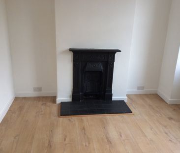 1 Bed Flat, Coombe Terrace, BN2 - Photo 1